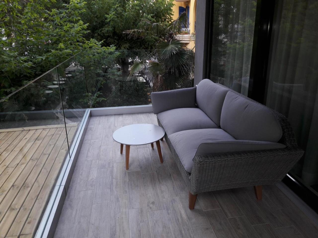 Central Stema Luxury Мисано Адриатико Екстериор снимка